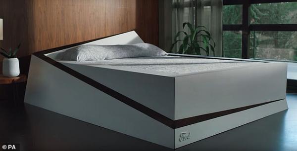 Chán làm xe hơi, Ford chuyển qua nghiên cứu giường thông minh kéo cặp đôi giận hờn ngủ sát nhau Chán làm xe hơi, Ford chuyển qua nghiên cứu giường thông minh kéo cặp đôi giận hờn ngủ sát nhau