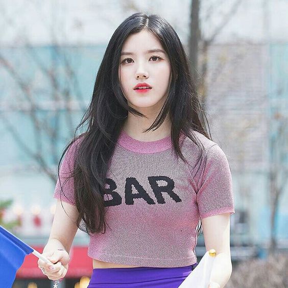 Từng là 'công chúa Pledis' nhưng cách Pristin Xiyeon bị đối xử bất công gần đây khiến fan xót xa Từng là 'công chúa Pledis' nhưng cách Pristin Xiyeon bị đối xử bất công gần đây khiến fan xót xa