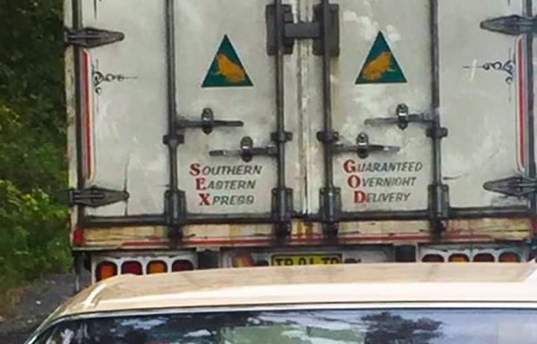 Shipper nhà người ta đã tận tâm, chân thành, lại còn mặn mòi và siêu lầy lội Shipper nhà người ta đã tận tâm, chân thành, lại còn mặn mòi và siêu lầy lội