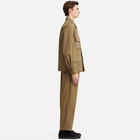 Hãng thời trang danh tiếng Uniqlo sản xuất hàng loạt 'đồng phục Kim Jong Un' Hãng thời trang danh tiếng Uniqlo sản xuất hàng loạt 'đồng phục Kim Jong Un'