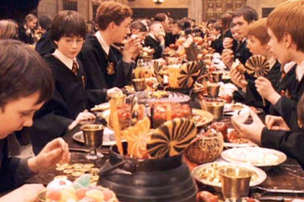 Những chuyện dở khóc dở cười khi các Muggle hiện đại được đi học phép thuật ở Hogwarts? Những chuyện dở khóc dở cười khi các Muggle hiện đại được đi học phép thuật ở Hogwarts?