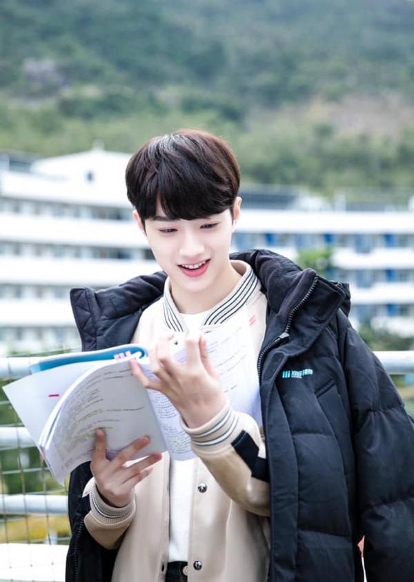 Tạo hình xấu xí của nữ chính 'A Little Thing Called Love' bị ném đá vì chưa đủ... xấu so với bản gốc Tạo hình xấu xí của nữ chính 'A Little Thing Called Love' bị ném đá vì chưa đủ... xấu so với bản gốc