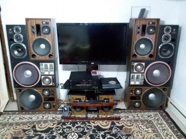 Hài hước với những câu chuyện dù là hàng xóm nhưng chúng ta chưa chắc là bạn thân Hài hước với những câu chuyện dù là hàng xóm nhưng chúng ta chưa chắc là bạn thân
