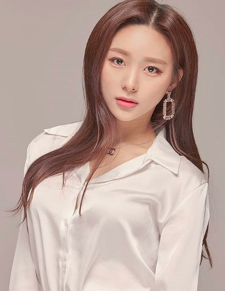 Love Catcher: Show hẹn hò 'hack não' hay là trò chơi tâm lý dối trá đằng sau lớp vỏ tình yêu Love Catcher: Show hẹn hò 'hack não' hay là trò chơi tâm lý dối trá đằng sau lớp vỏ tình yêu