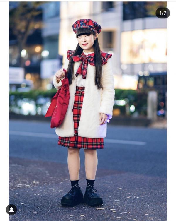 Phong cách Harajuku ngày nay: Bạn theo phe thích chơi đùa với màu sắc hay team 'quái - độc - dị' Phong cách Harajuku ngày nay: Bạn theo phe thích chơi đùa với màu sắc hay team 'quái - độc - dị'