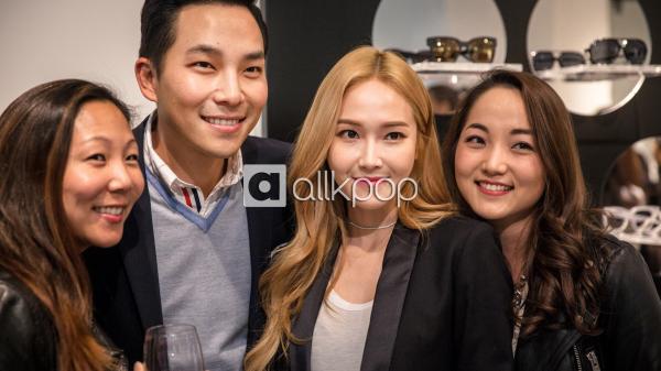 Sinh nhật đầy tranh cãi của Seungri trên đảo năm 2017: Kha Chấn Đông và Tyler Kwon đều có mặt? Sinh nhật đầy tranh cãi của Seungri trên đảo năm 2017: Kha Chấn Đông và Tyler Kwon đều có mặt?