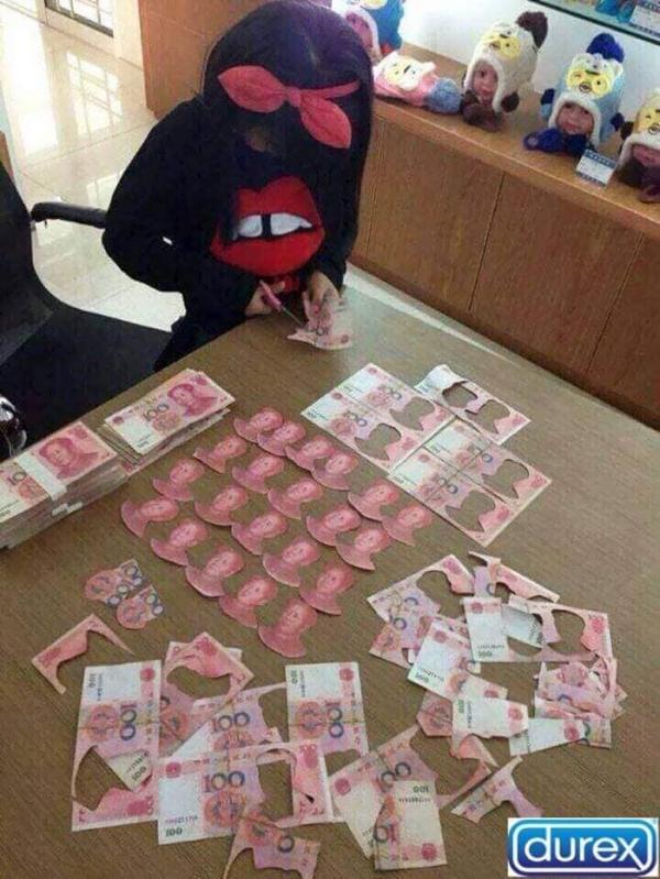 Màn quảng cáo thông minh nhất để Durex khiến nhân loại phải chạy đi mua sản phẩm của mình Màn quảng cáo thông minh nhất để Durex khiến nhân loại phải chạy đi mua sản phẩm của mình