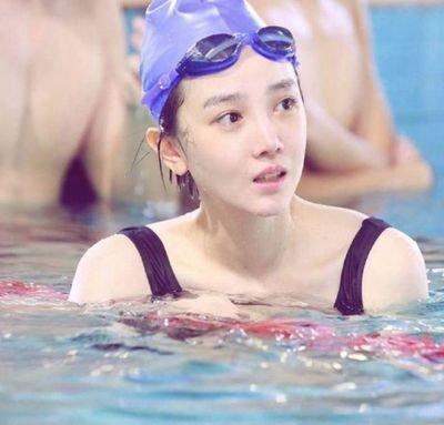 Nữ vận động viên bơi lội bị làm mờ khi lên sóng truyền hình chỉ vì... thân hình quá đẹp Nữ vận động viên bơi lội bị làm mờ khi lên sóng truyền hình chỉ vì... thân hình quá đẹp