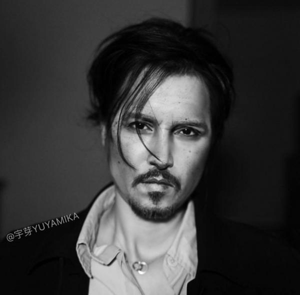 Mỹ nữ Trung Quốc bất ngờ nổi tiếng nhờ hoá trang thành Albert Einstein, Johnny Depp, Mona Lisa Mỹ nữ Trung Quốc bất ngờ nổi tiếng nhờ hoá trang thành Albert Einstein, Johnny Depp, Mona Lisa