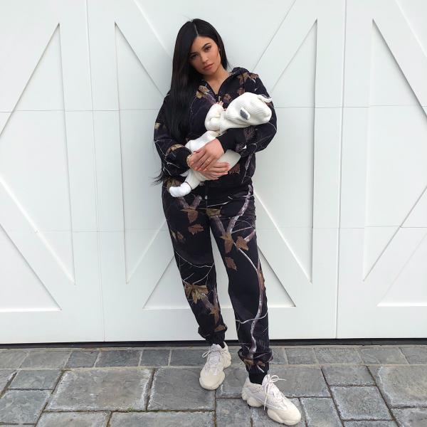 Bức ảnh được thả tim nhiều nhất Instagram thuộc về ai? Justin Bieber, Ariana Grande, CR7 hay Kylie Jenner? Bức ảnh được thả tim nhiều nhất Instagram thuộc về ai? Justin Bieber, Ariana Grande, CR7 hay Kylie Jenner?