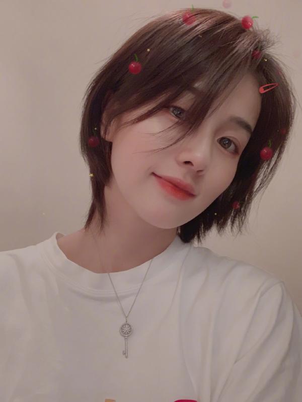 Bạch Lộc: Mê làm idol, thi tuyển SM nhưng bị đánh trượt và con đường trở thành 'gà cưng' Vu Chính Bạch Lộc: Mê làm idol, thi tuyển SM nhưng bị đánh trượt và con đường trở thành 'gà cưng' Vu Chính