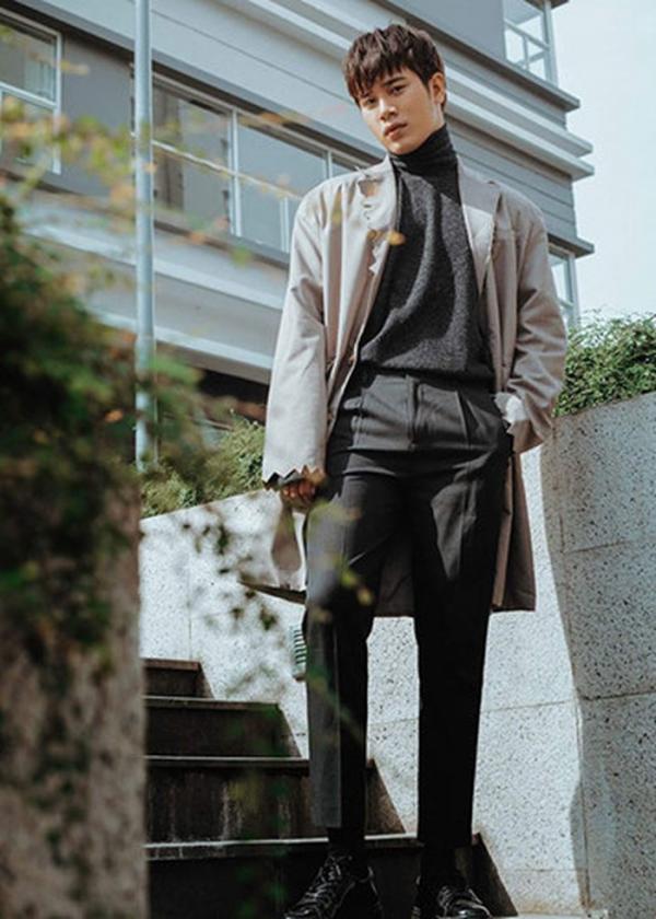 Lộ diện Dũng hotboy đào hoa của 'Mắt Biếc': Hoá ra là bác sĩ Quang trong 'Hậu Duệ Mặt Trời' Lộ diện Dũng hotboy đào hoa của 'Mắt Biếc': Hoá ra là bác sĩ Quang trong 'Hậu Duệ Mặt Trời'