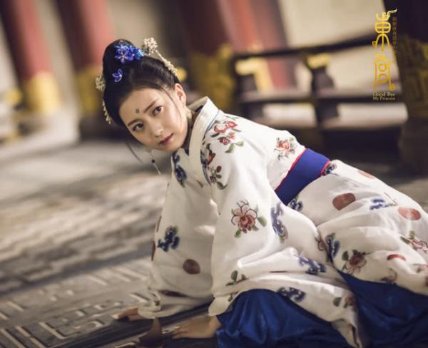 Triệu Sắt Sắt: Hồ ly tinh đáng ghét hay nạn nhân của chuyện tình tay tư 'cẩu huyết' chốn Đông Cung Triệu Sắt Sắt: Hồ ly tinh đáng ghét hay nạn nhân của chuyện tình tay tư 'cẩu huyết' chốn Đông Cung