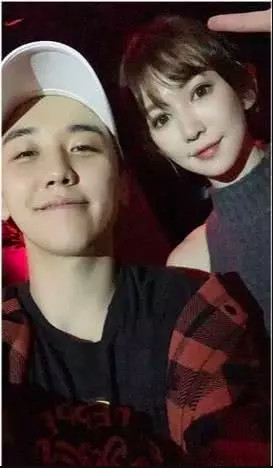 Seungri và những mối quan hệ phức tạp với các hot girl, thiên kim tiểu thư Châu Á Seungri và những mối quan hệ phức tạp với các hot girl, thiên kim tiểu thư Châu Á