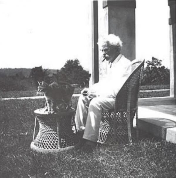 Những sự tích về Mark Twain - người hài hước vĩ đại nhất nước Mỹ cũng là kẻ yêu mèo điên cuồng Những sự tích về Mark Twain - người hài hước vĩ đại nhất nước Mỹ cũng là kẻ yêu mèo điên cuồng