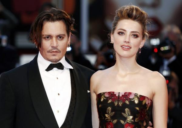 Johnny Depp nộp 87 video giám sát chứng minh chính anh mới là người bị vợ cũ đánh đập, ngược đãi Johnny Depp nộp 87 video giám sát chứng minh chính anh mới là người bị vợ cũ đánh đập, ngược đãi