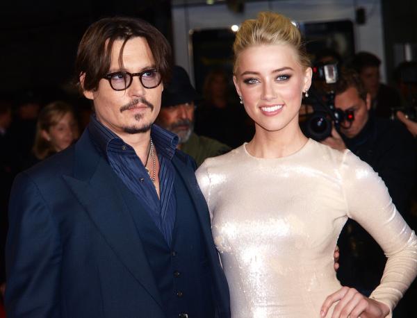 Johnny Depp nộp 87 video giám sát chứng minh chính anh mới là người bị vợ cũ đánh đập, ngược đãi Johnny Depp nộp 87 video giám sát chứng minh chính anh mới là người bị vợ cũ đánh đập, ngược đãi