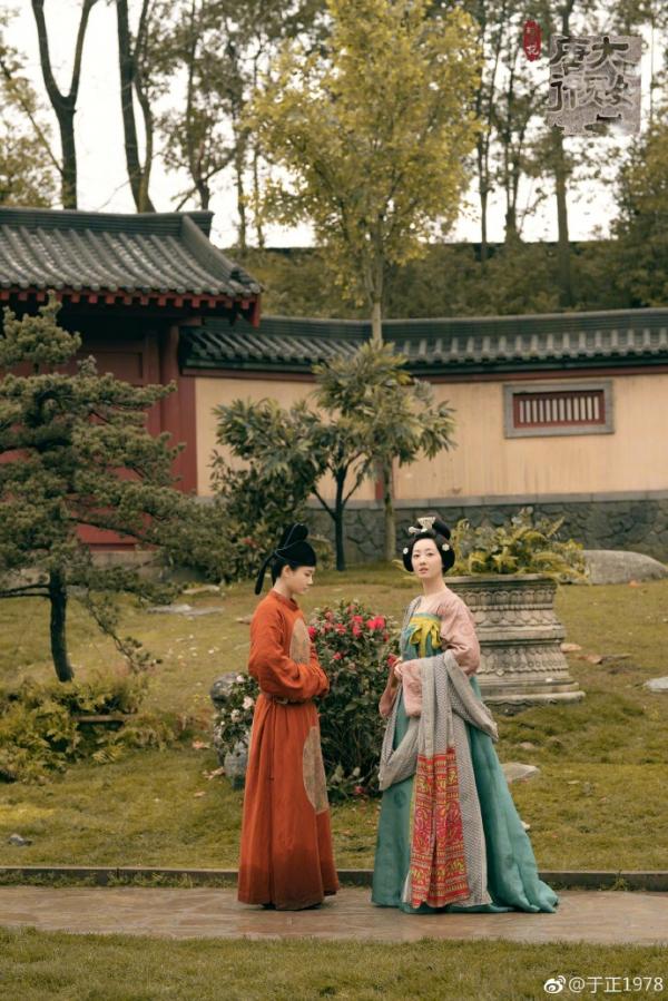 Lý Nhất Đồng: 3 năm mờ nhạt liệu sẽ 'lên đời' khi thành đôi với Hứa Khải trong 'Đại Đường Nữ Nhi Hành' Lý Nhất Đồng: 3 năm mờ nhạt liệu sẽ 'lên đời' khi thành đôi với Hứa Khải trong 'Đại Đường Nữ Nhi Hành'