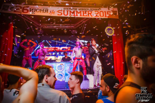 25 điều 'gay đến khó tin' ở Nga - Quốc gia với những đạo luật cực nghiêm ngặt về đồng tính 25 điều 'gay đến khó tin' ở Nga - Quốc gia với những đạo luật cực nghiêm ngặt về đồng tính