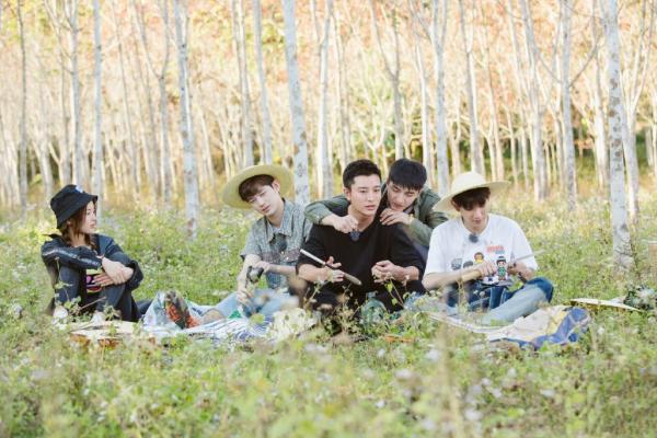 Dương Siêu Việt được khen EQ cao khi chọn Vương Nguyên làm... con rể Dương Siêu Việt được khen EQ cao khi chọn Vương Nguyên làm... con rể
