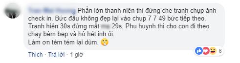 Chụp ảnh check-in khi đi triển lãm sao cho 'thanh lịch', không làm phiền người khác? Chụp ảnh check-in khi đi triển lãm sao cho 'thanh lịch', không làm phiền người khác?