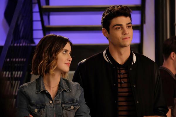 Netflix dí dỏm làm phim về ứng dụng hẹn hò: Các thánh ế nên xem để lấy lại niềm tin về tình yêu Netflix dí dỏm làm phim về ứng dụng hẹn hò: Các thánh ế nên xem để lấy lại niềm tin về tình yêu