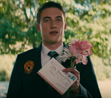 Lộ diện trai đẹp là tình địch mới của Peter trong phần 2 'To All the Boys I've Loved Before' Lộ diện trai đẹp là tình địch mới của Peter trong phần 2 'To All the Boys I've Loved Before'