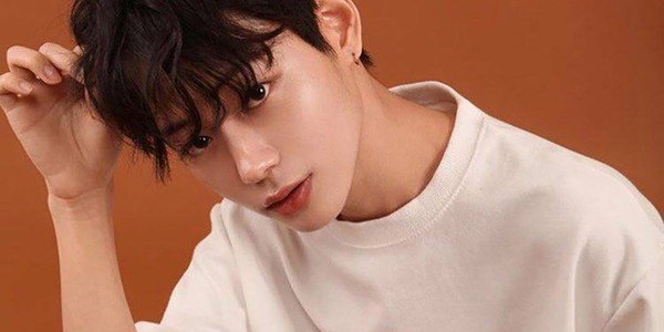Những thí sinh Produce X 101 cứ như là anh em sinh đôi thất lạc với thần tượng nổi tiếng Những thí sinh Produce X 101 cứ như là anh em sinh đôi thất lạc với thần tượng nổi tiếng
