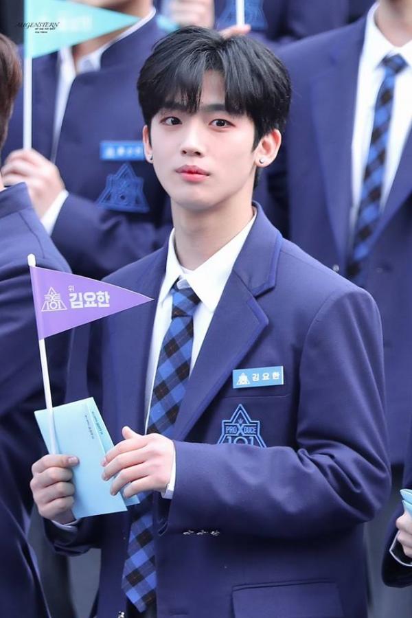 Những thí sinh Produce X 101 cứ như là anh em sinh đôi thất lạc với thần tượng nổi tiếng Những thí sinh Produce X 101 cứ như là anh em sinh đôi thất lạc với thần tượng nổi tiếng