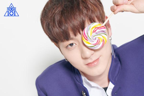Những thí sinh Produce X 101 cứ như là anh em sinh đôi thất lạc với thần tượng nổi tiếng Những thí sinh Produce X 101 cứ như là anh em sinh đôi thất lạc với thần tượng nổi tiếng