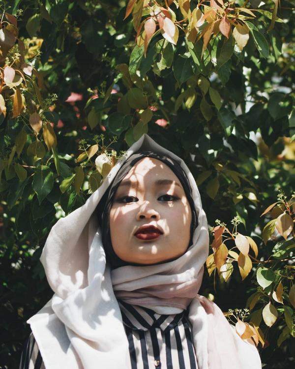 Thời trang Hồi giáo hiện đại và đẹp khó cưỡng của cô nàng Instagrammer nổi tiếng Thời trang Hồi giáo hiện đại và đẹp khó cưỡng của cô nàng Instagrammer nổi tiếng