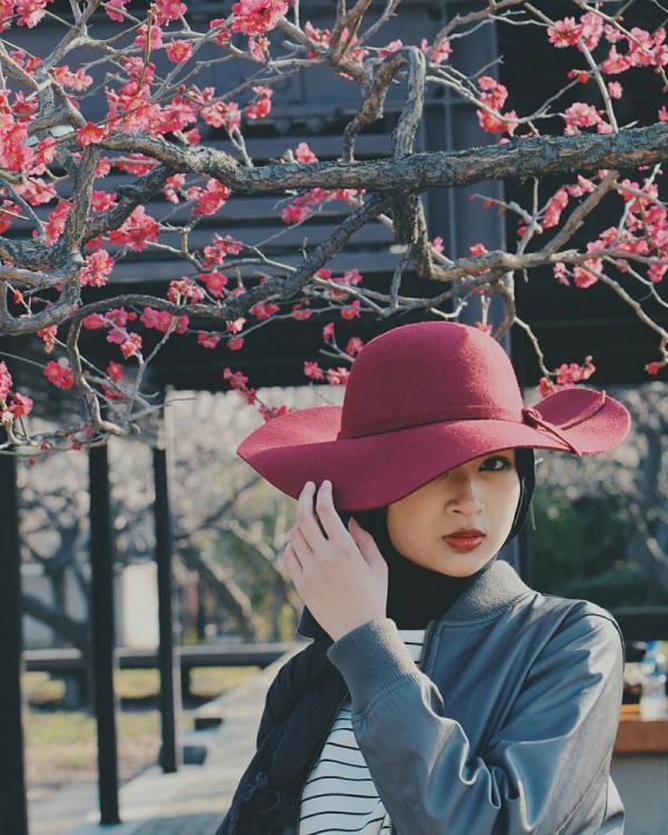 Thời trang Hồi giáo hiện đại và đẹp khó cưỡng của cô nàng Instagrammer nổi tiếng Thời trang Hồi giáo hiện đại và đẹp khó cưỡng của cô nàng Instagrammer nổi tiếng