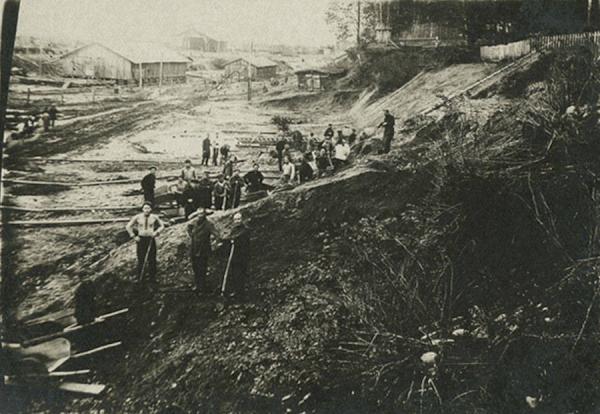 Đảo ăn thịt người Nazino: Phiên bản đời thực đáng sợ của 'Trò chơi sinh tồn' Đảo ăn thịt người Nazino: Phiên bản đời thực đáng sợ của 'Trò chơi sinh tồn'