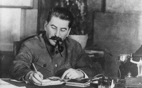 Đảo ăn thịt người Nazino: Phiên bản đời thực đáng sợ của 'Trò chơi sinh tồn' Đảo ăn thịt người Nazino: Phiên bản đời thực đáng sợ của 'Trò chơi sinh tồn'