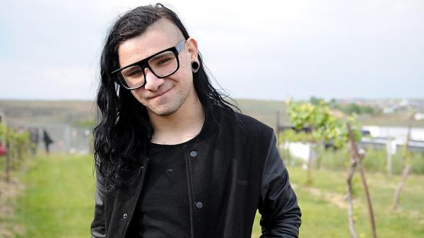 Các nhà khoa học phát hiện nhạc của DJ Skrillex có tác dụng khiến muỗi mất hứng giao phối Các nhà khoa học phát hiện nhạc của DJ Skrillex có tác dụng khiến muỗi mất hứng giao phối