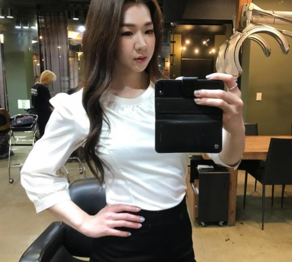 Gặp gỡ 'nữ thần cơ bắp' xứ Kim chi: Mặt và người tưởng như không hề liên quan nhau Gặp gỡ 'nữ thần cơ bắp' xứ Kim chi: Mặt và người tưởng như không hề liên quan nhau
