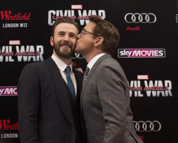 Robert Downey Jr. - Sự lựa chọn sáng suốt nhất của nhà Marvel Robert Downey Jr. - Sự lựa chọn sáng suốt nhất của nhà Marvel