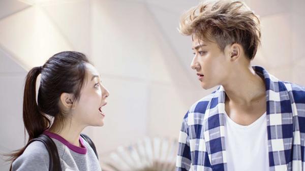 Ngô Thiến và Hoàng Tử Thao – Cặp đôi chí chóe trên phim nhưng ngọt ngào ‘thả thính’ nơi hậu trường Ngô Thiến và Hoàng Tử Thao – Cặp đôi chí chóe trên phim nhưng ngọt ngào ‘thả thính’ nơi hậu trường