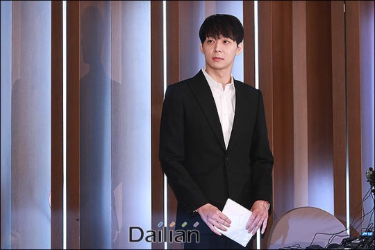 Park Yoo Chun tổ chức họp báo khẩn vì bị nghi là người ép Hwang Hana sử dụng ma túy Park Yoo Chun tổ chức họp báo khẩn vì bị nghi là người ép Hwang Hana sử dụng ma túy