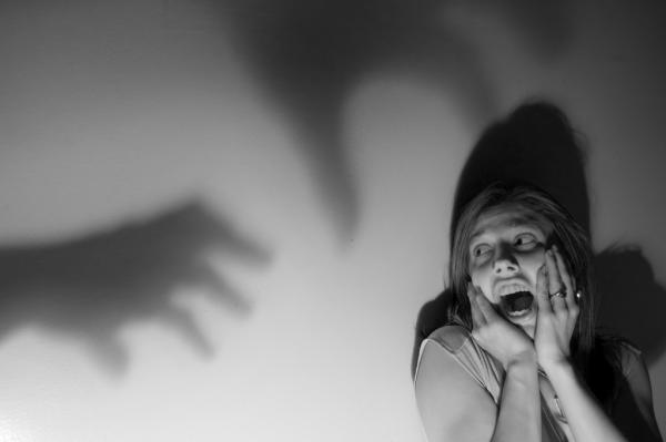 20 câu chuyện rùng mình giải thích vì sao phụ nữ sợ phải 'phũ' đàn ông 20 câu chuyện rùng mình giải thích vì sao phụ nữ sợ phải 'phũ' đàn ông