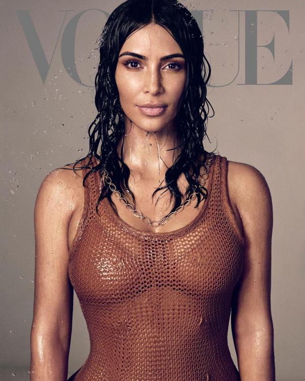 Kim Kardashian West chuẩn bị tham gia kì thi sát hạch và trở thành luật sư trong tương lai Kim Kardashian West chuẩn bị tham gia kì thi sát hạch và trở thành luật sư trong tương lai