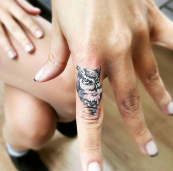 Xăm ngón tay: Trào lưu đang nóng dần trong mùa hè năm nay Xăm ngón tay: Trào lưu đang nóng dần trong mùa hè năm nay