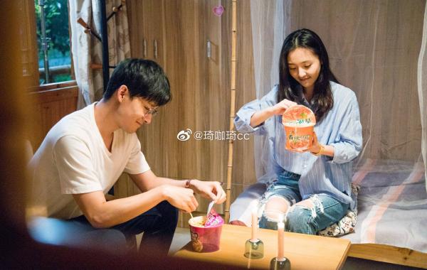 Vì sao nhất định phải xem 'Anh Chỉ Thích Em’: Ai trong chúng ta cũng từng mơ có một F kun trong đời Vì sao nhất định phải xem 'Anh Chỉ Thích Em’: Ai trong chúng ta cũng từng mơ có một F kun trong đời