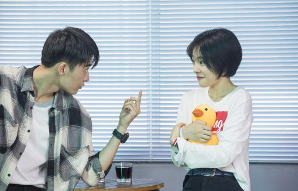 Vì sao nhất định phải xem 'Anh Chỉ Thích Em’: Ai trong chúng ta cũng từng mơ có một F kun trong đời Vì sao nhất định phải xem 'Anh Chỉ Thích Em’: Ai trong chúng ta cũng từng mơ có một F kun trong đời