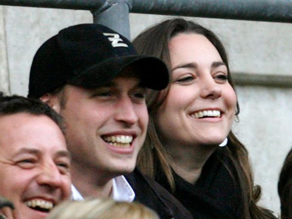 Loạt khoảnh khắc đáng nhớ trong 8 năm làm nên thiên tình sử giữa Hoàng tử William và Kate Middleson Loạt khoảnh khắc đáng nhớ trong 8 năm làm nên thiên tình sử giữa Hoàng tử William và Kate Middleson