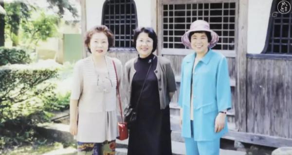 Nhật Bản: Bảy cụ bà độc thân mua nhà ở chung suốt 10 năm, năm nào cũng đi du lịch cùng nhau Nhật Bản: Bảy cụ bà độc thân mua nhà ở chung suốt 10 năm, năm nào cũng đi du lịch cùng nhau