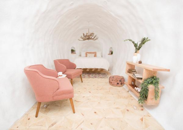 Củ khoai tây khổng lồ giữa trời này hóa ra là phòng Airbnb, nội thất bên trong còn đáng kinh ngạc hơn Củ khoai tây khổng lồ giữa trời này hóa ra là phòng Airbnb, nội thất bên trong còn đáng kinh ngạc hơn