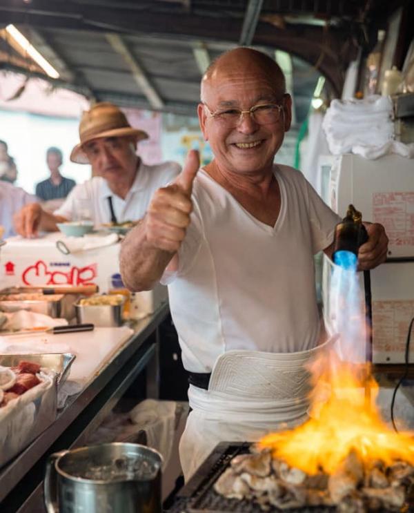 'Street Food': Vì những món ăn ngon nhất đều bắt nguồn từ đường phố 'Street Food': Vì những món ăn ngon nhất đều bắt nguồn từ đường phố