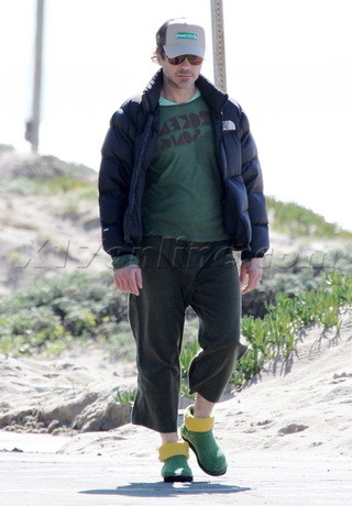 'Iron Man' Robert Downey Jr.: Chưa có màu nào trên đời mà anh đây chưa mặc lên người hết 'Iron Man' Robert Downey Jr.: Chưa có màu nào trên đời mà anh đây chưa mặc lên người hết