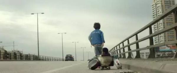 'Capernaum': Bộ phim về cậu bé 12 tuổi kiện bố mẹ ruột khiến toàn thế giới sửng sốt và tan nát cõi lòng 'Capernaum': Bộ phim về cậu bé 12 tuổi kiện bố mẹ ruột khiến toàn thế giới sửng sốt và tan nát cõi lòng